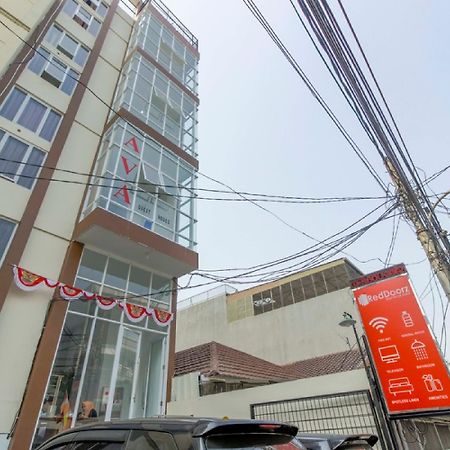 מלון ג'קרטה Reddoorz Near Hayam Wuruk Plaza מראה חיצוני תמונה